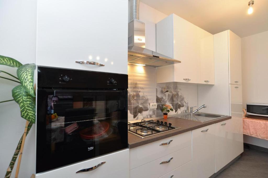 Apartman Eda プーラ エクステリア 写真