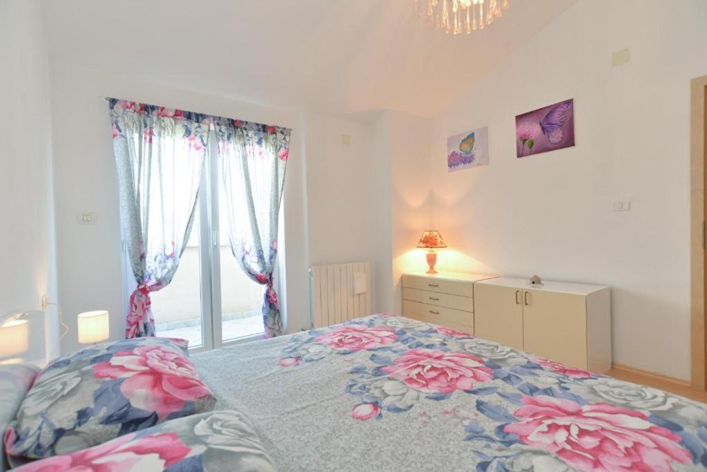 Apartman Eda プーラ エクステリア 写真
