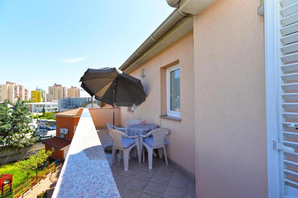 Apartman Eda プーラ エクステリア 写真