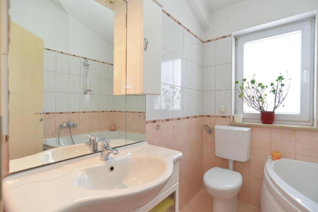 Apartman Eda プーラ エクステリア 写真
